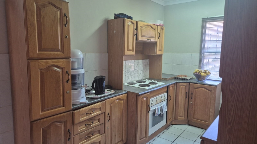 2 Bedroom Property for Sale in Safari Gardens North West